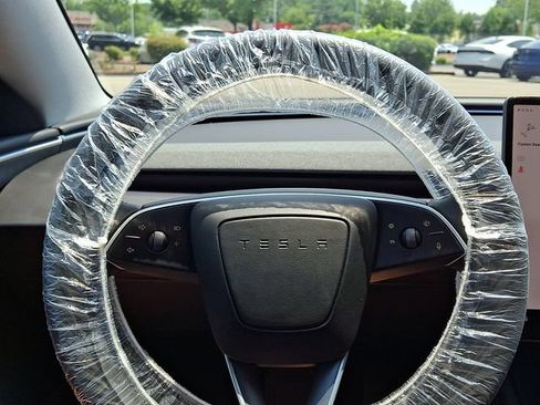 Used 2025 Tesla Model 3 Long Range RWD image 19