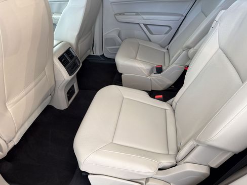 Used 2020 Volkswagen Atlas SE w/ Panoramic Sunroof Package FWD image 23
