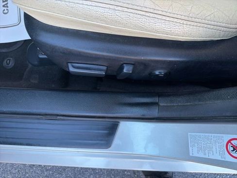 Used 2014 Toyota Avalon XLE Touring image 17