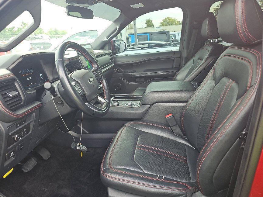 Used 2022 Ford Expedition Max Limited AWD/4WD image 5