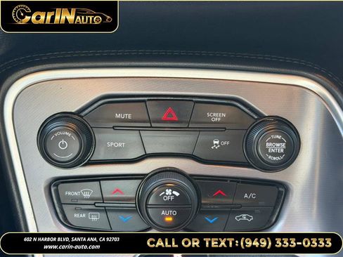 Used 2020 Dodge Challenger SXT RWD image 20