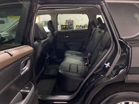 Used 2023 Nissan Rogue SV w/ SV Premium B Package image 24