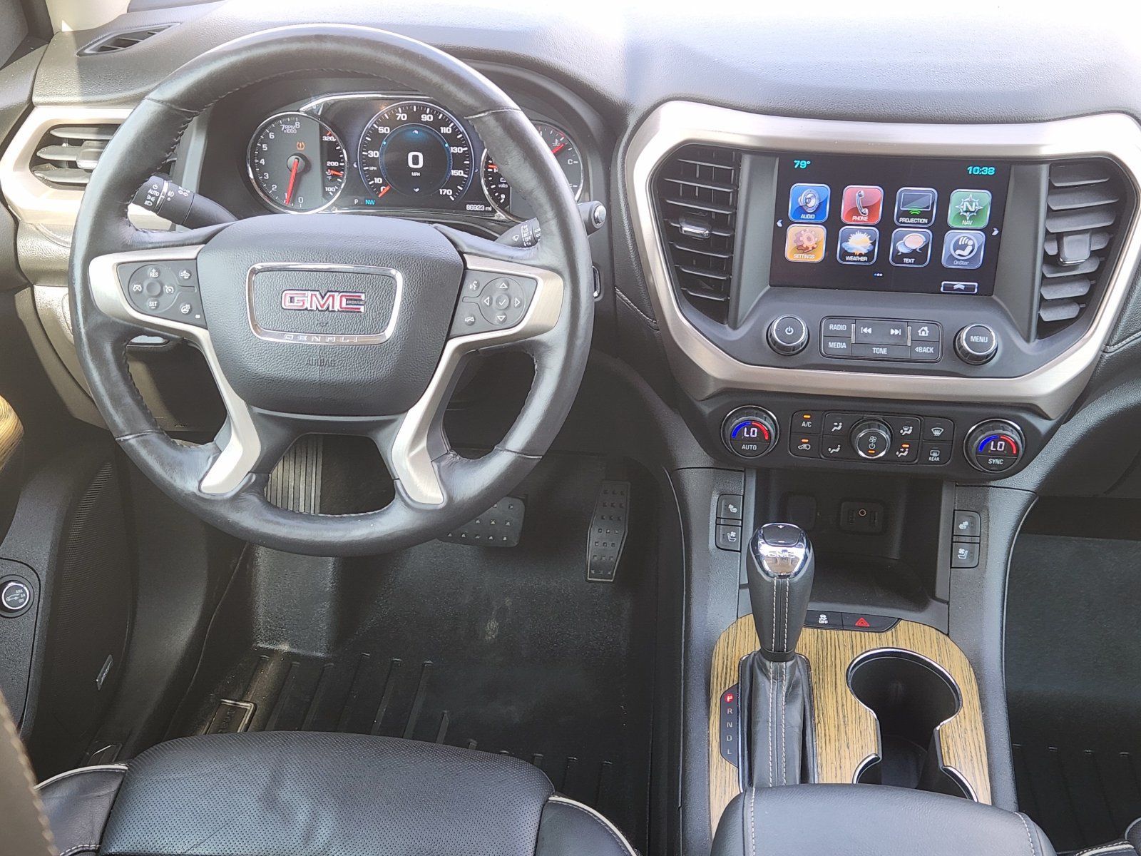Used 2017 GMC Acadia Denali w/ Technology Package AWD/4WD image 30