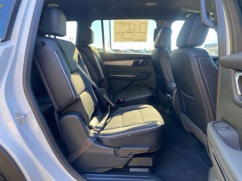 New 2026 Buick Enclave Preferred image 27