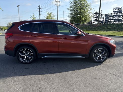 Used 2019 BMW X1 xDrive28i w/ Convenience Package AWD/4WD image 10