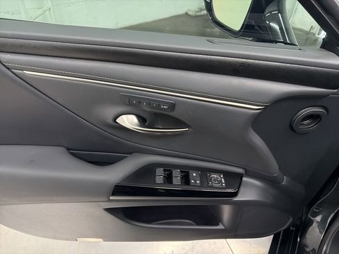 Used 2022 Lexus ES 350 w/ Premium Package FWD image 18