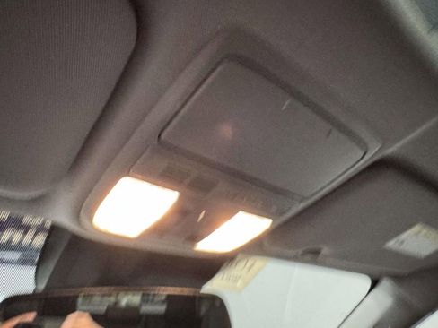 Used 2022 Honda CR-V EX-L image 25