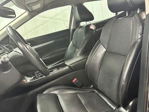Used 2017 Nissan Maxima 3.5 SV w/ Dynamic Package FWD image 20