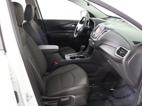 Used 2021 Chevrolet Equinox LT FWD image 31
