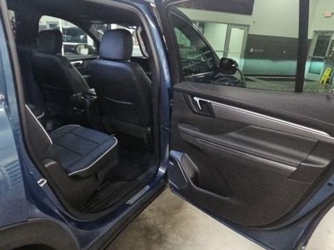 Used 2025 Buick Enclave Preferred image 40