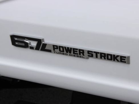 Used 2025 Ford F250 XLT w/ FX4 Off-Road Package AWD/4WD image 23