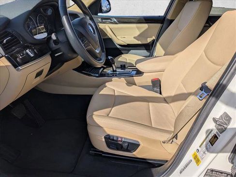 Used 2017 BMW X3 sDrive28i image 13