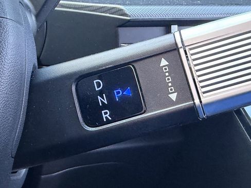 Certified 2025 Hyundai Santa Fe SEL image 8