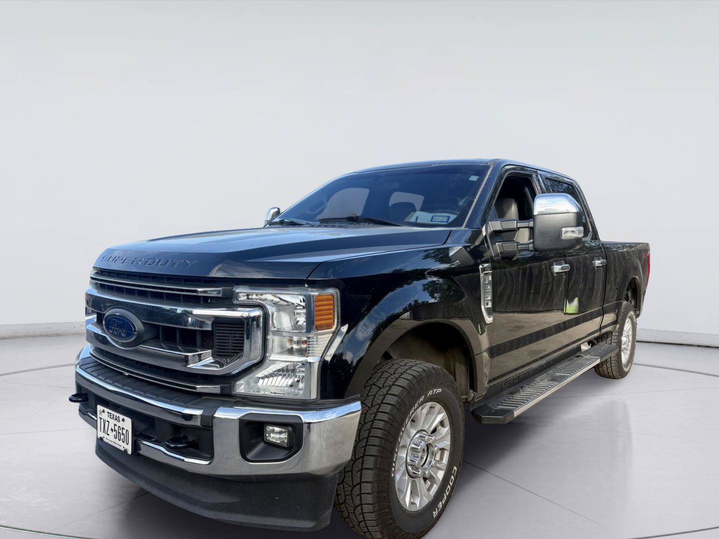 Used 2022 Ford F250 XLT w/ XLT Value Package AWD/4WD image 9