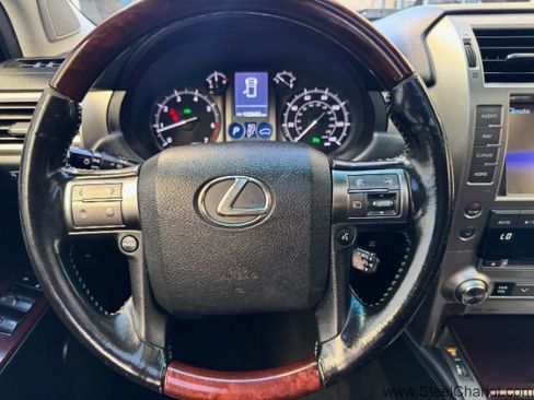 Used 2019 Lexus GX 460 Premium image 13