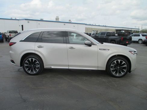 Used 2025 MAZDA CX-90 3.3 Turbo S w/ Premium Package image 4