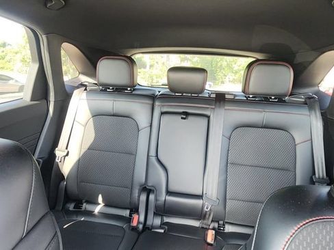 Used 2025 Ford Escape ST-Line AWD/4WD image 11