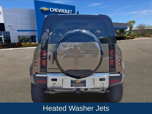 Used 2025 Land Rover Defender 110 S AWD/4WD image 24
