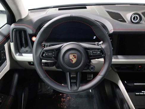 New 2025 Porsche Cayenne GTS image 25