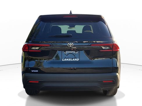 Certified 2025 Toyota Grand Highlander FWD image 6