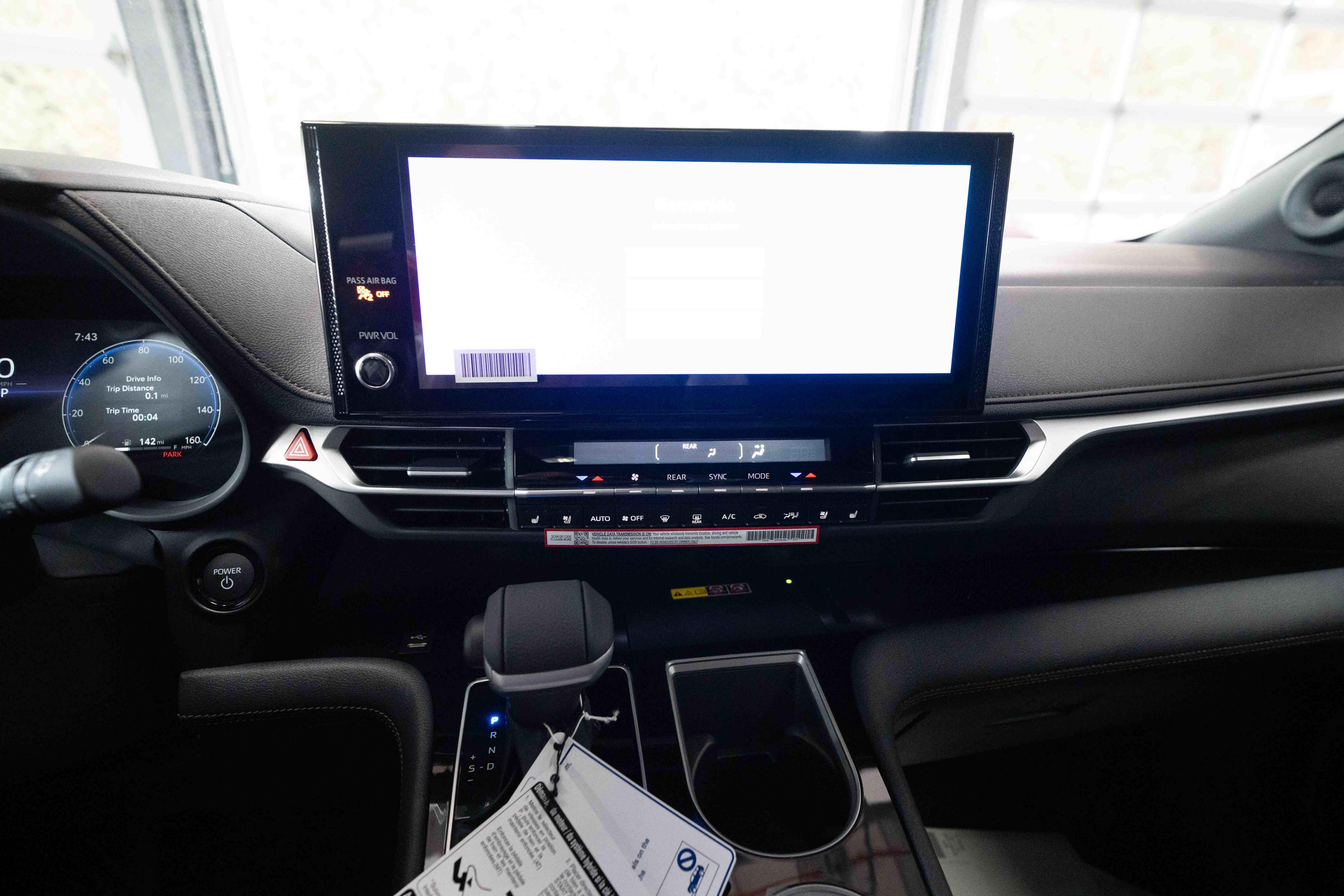 New 2026 Toyota Sienna Platinum AWD/4WD image 17