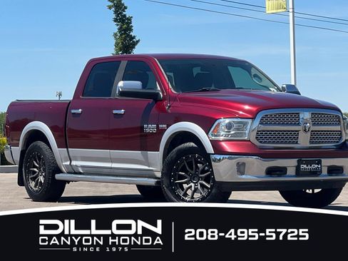 Used 2017 RAM 1500 Laramie w/ Convenience Group AWD/4WD image 2