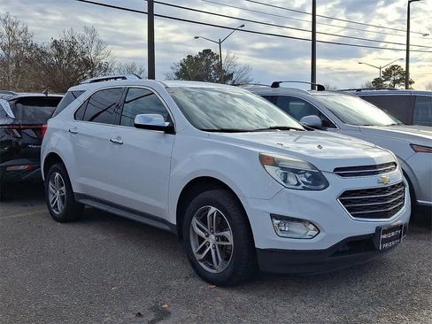 Used 2016 Chevrolet Equinox LTZ w/ Enhanced Convenience Package image 2