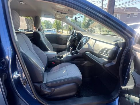 Used 2022 Subaru Outback Premium AWD/4WD image 30