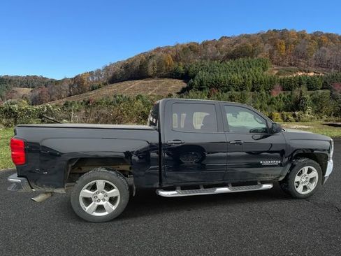 Used 2018 Chevrolet Silverado 1500 LT w/ All Star Edition image 8
