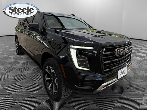 Used 2025 GMC Yukon XL AT4 Ultimate AWD/4WD image 7