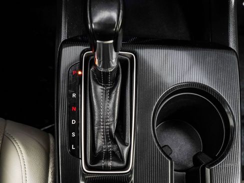 Used 2022 Honda Civic EX-L image 25