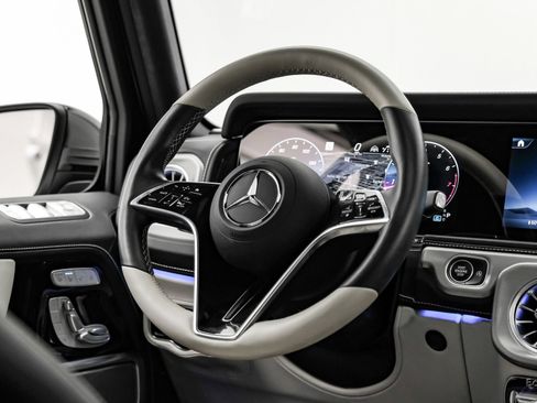 Used 2025 Mercedes-Benz G 550 image 52