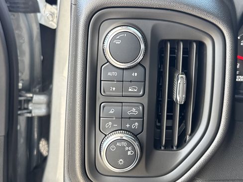 Used 2025 GMC Sierra 1500 Pro w/ Pro Value Package AWD/4WD image 19