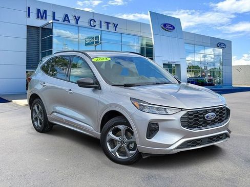 Used 2024 Ford Escape ST-Line w/ Tech Pack #1 AWD/4WD image 1