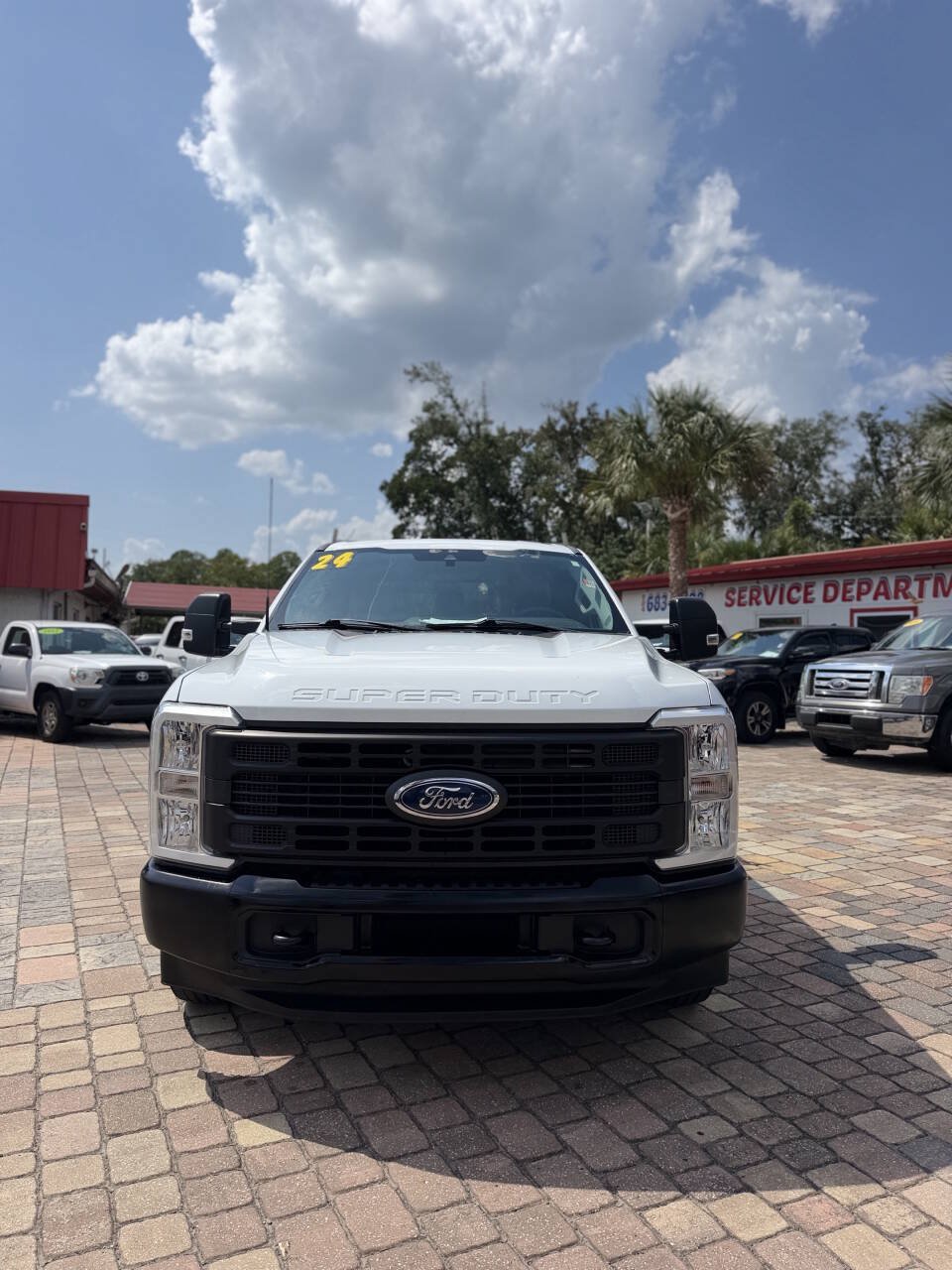 Used 2024 Ford F250 XL RWD image 5