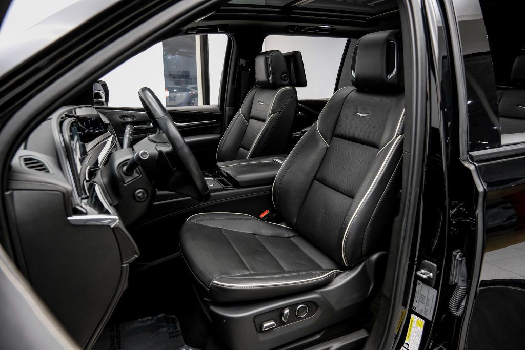 Used 2021 Cadillac Escalade ESV Sport AWD/4WD image 48