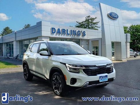 Used 2024 Kia Seltos SX w/ SX Sunroof Package AWD/4WD image 3