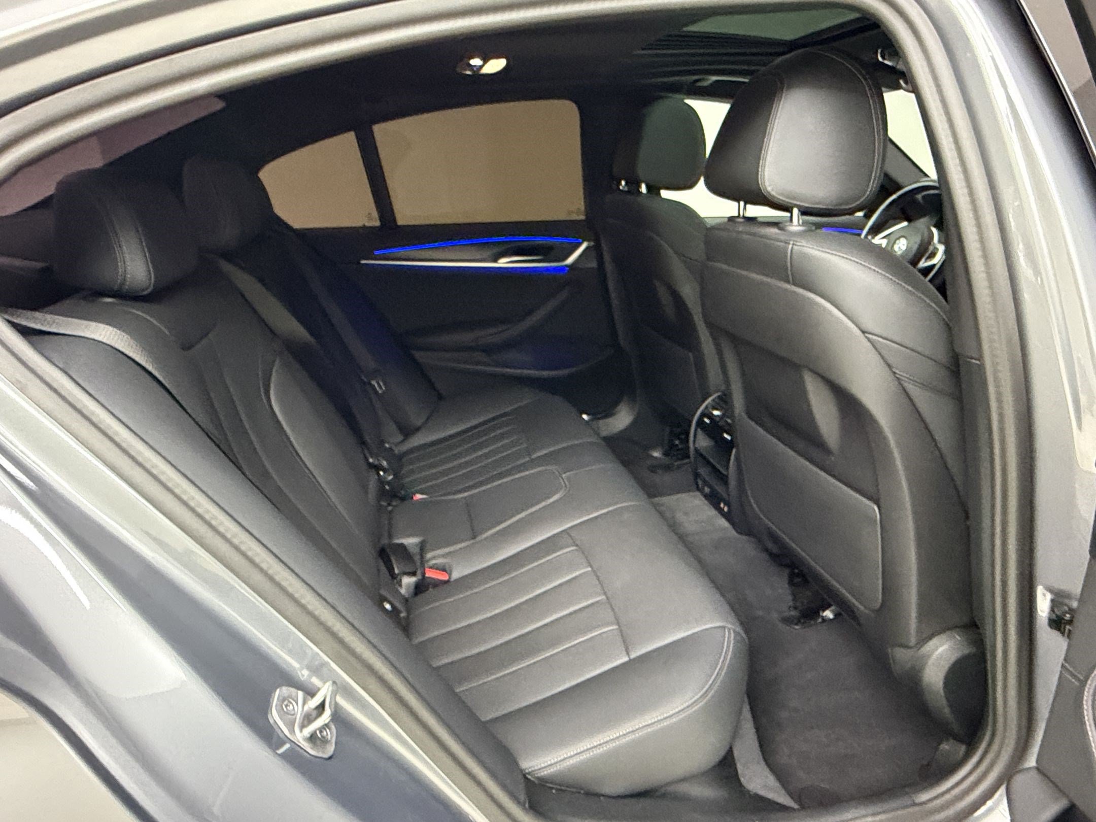 Certified 2023 BMW 540i w/ M Sport Package RWD image 30