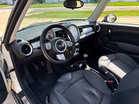 Used 2007 MINI Cooper Hardtop FWD image 11