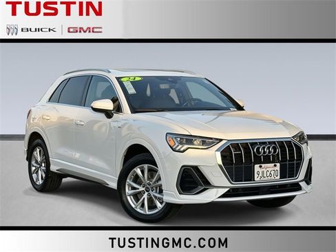 Used 2024 Audi Q3 2.0T Premium image 1
