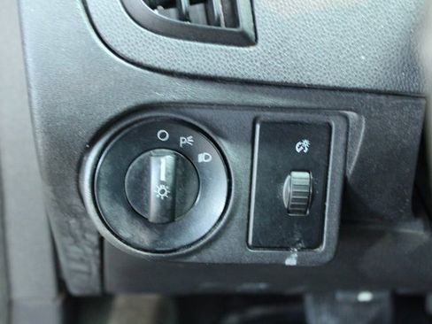 Used 2009 Ford Focus SE image 10