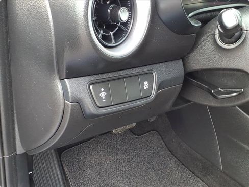 Used 2023 Kia Forte LXS image 13