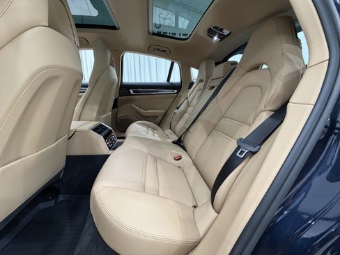 Certified 2023 Porsche Panamera 4 image 20