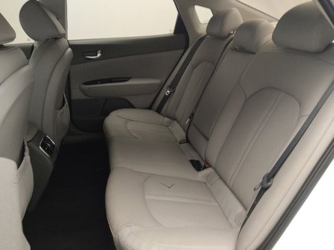 Used 2016 Kia Optima EX image 18