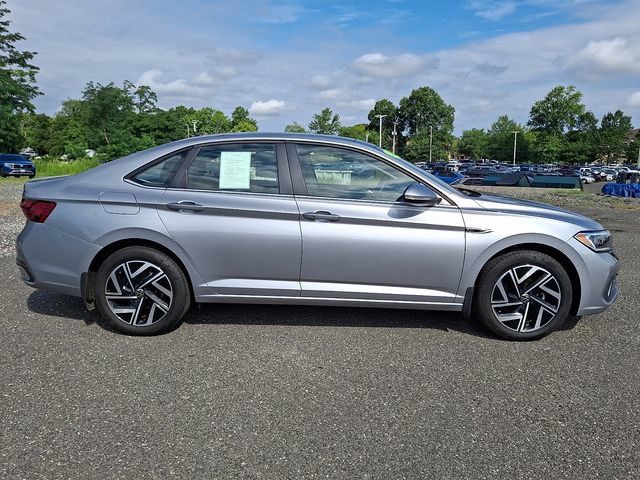 Used 2024 Volkswagen Jetta SEL FWD image 7