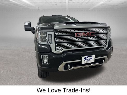 Used 2022 GMC Sierra 2500 Denali image 3