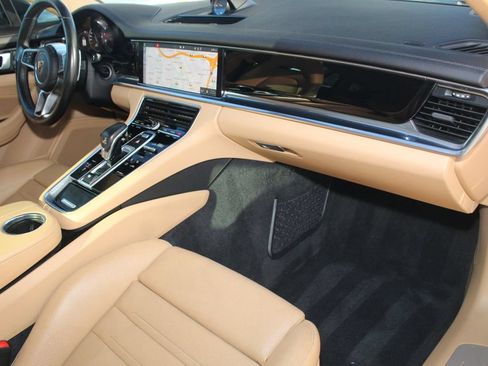 Used 2018 Porsche Panamera 4S AWD/4WD image 26