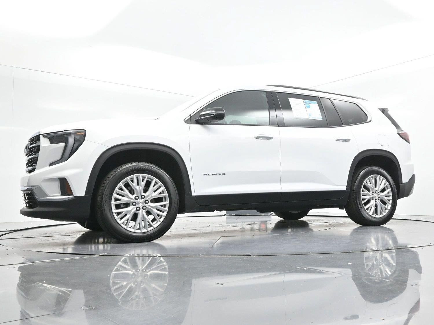 Used 2026 GMC Acadia Elevation w/ Elevation Premium Package FWD image 49