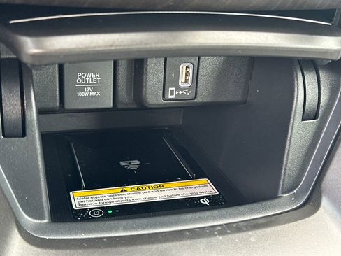 Used 2020 Honda Accord Touring image 29