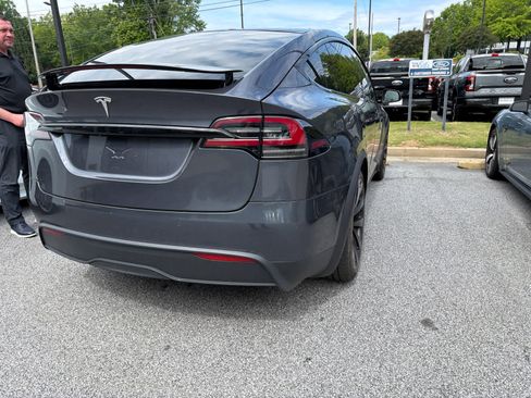 Used 2022 Tesla Model X AWD/4WD image 5